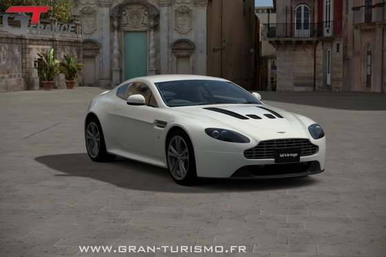 Gran Turismo 6 - Aston Martin V12 Vantage '10