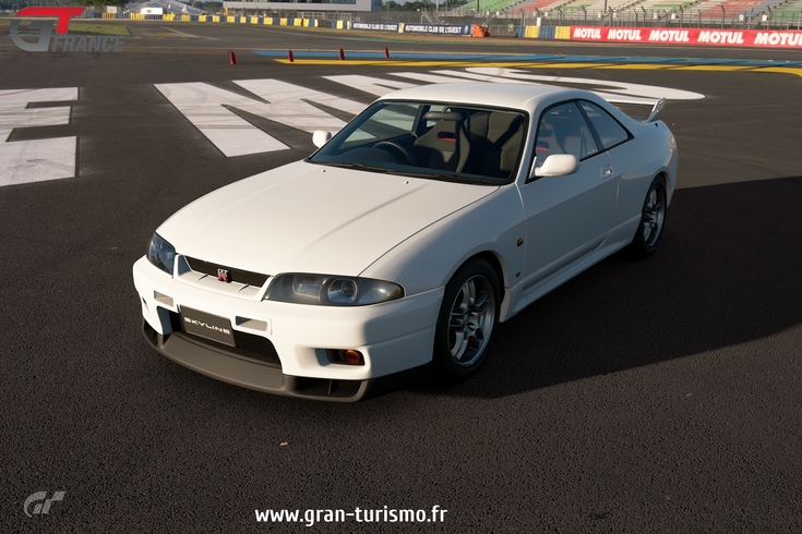 Gran Turismo Sport - Nissan SKYLINE GT-R V・spec (R33) '97