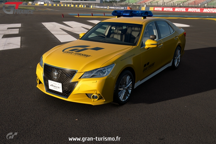 Gran Turismo Sport - Toyota Crown Athlete G Safety Car '13
